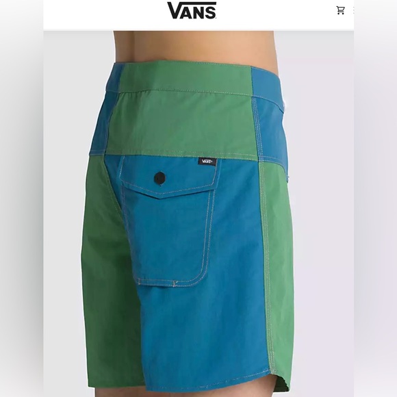 NWT - Vans X Pilgrim Blocked 17'' Boardshorts - Picture 2 of 2